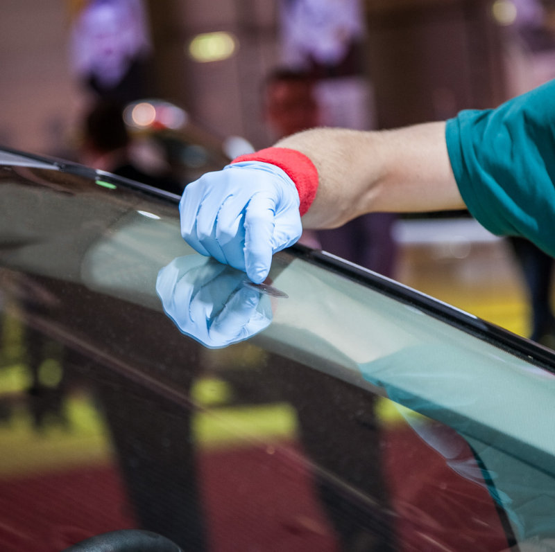 How to Safely Clean Your Windshield and Windows