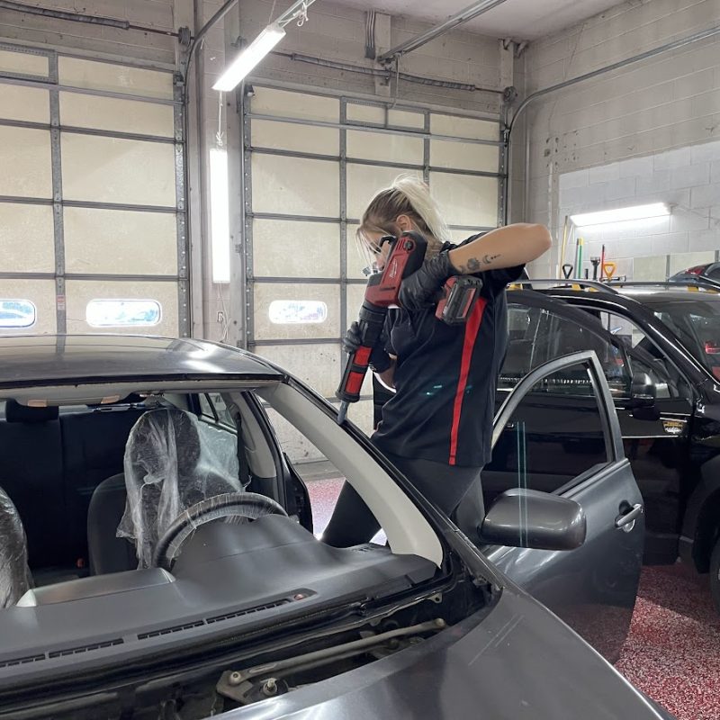 cracked windshield repair Riverton UT